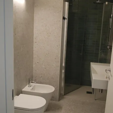 Tau Srl Konukevi 4*