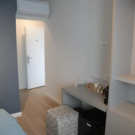Tau Srl 4*